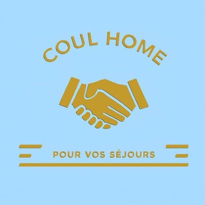 Installation de plaques solaires et tv dans mes chambres d'hôtes